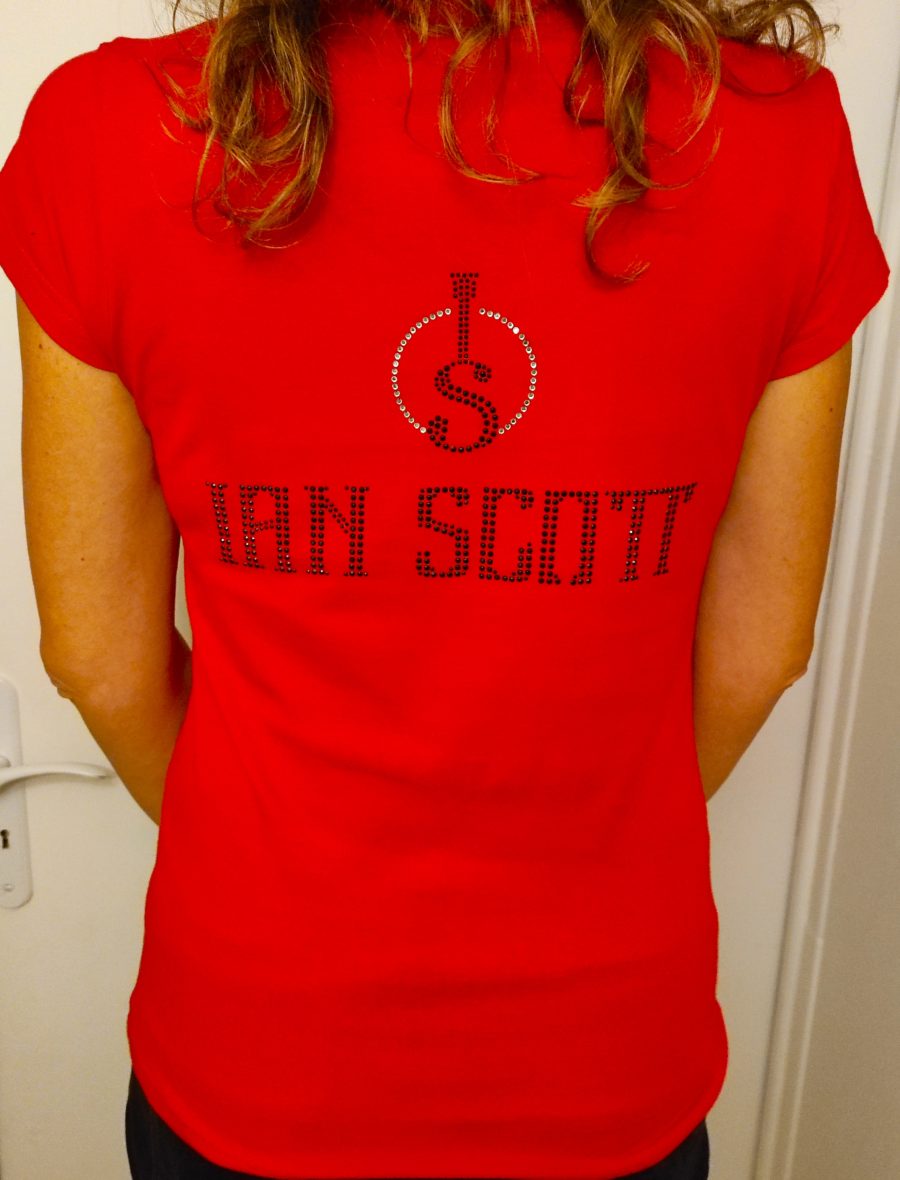 T-Shirt Femme col V rouge – Image 2